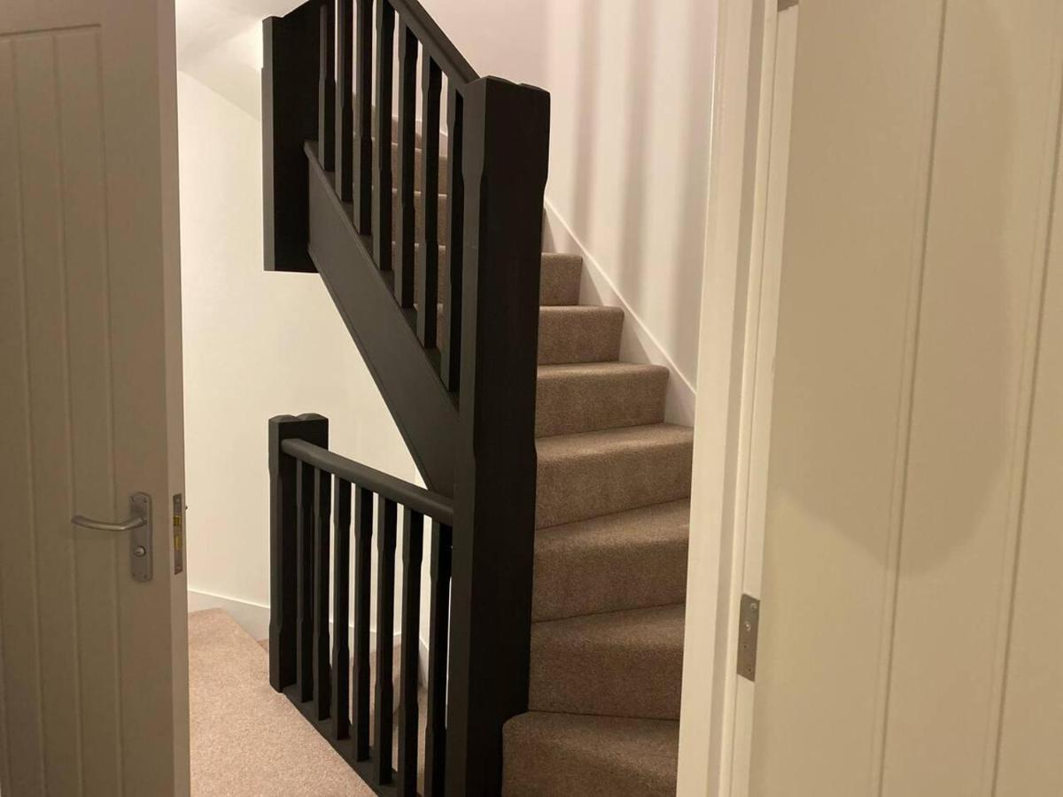 Beautiful 4-Bed House In Lincoln- Close To Centre ภายนอก รูปภาพ